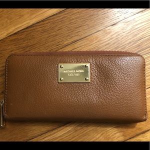 Michael Kors wallet